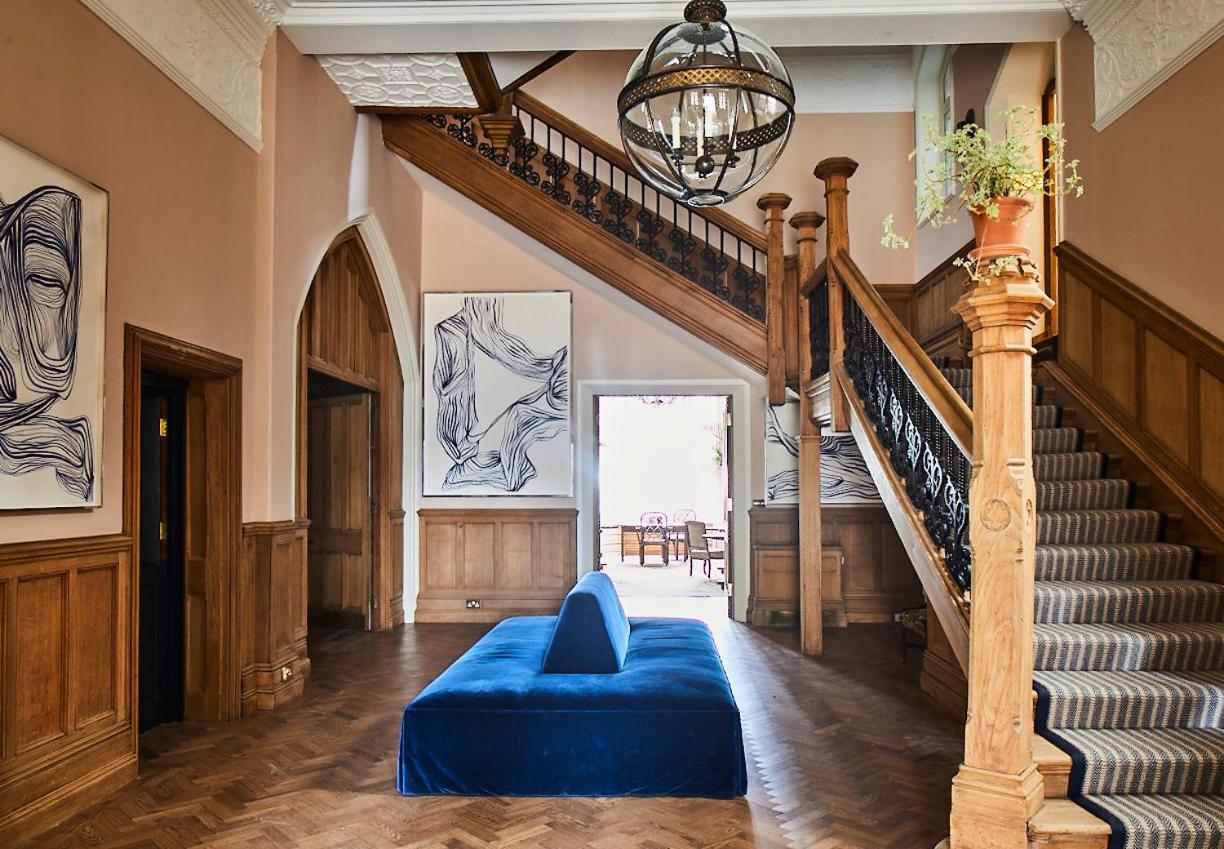 Hotel Oakley Court Windsor Esterno foto
